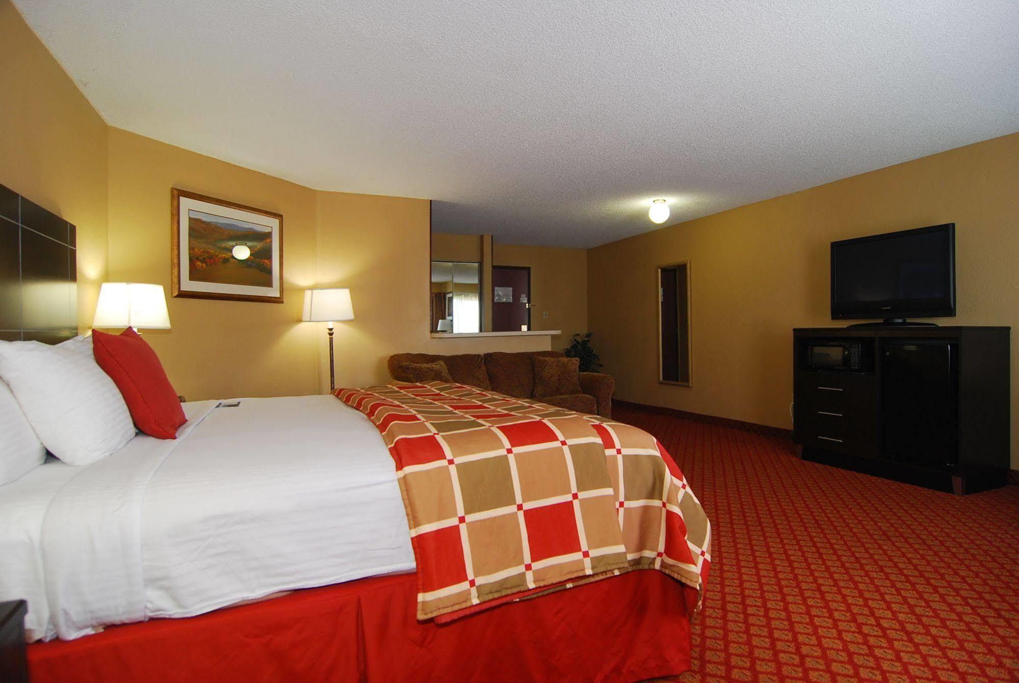Broadway Inn & Suites Oklahoma City Room photo